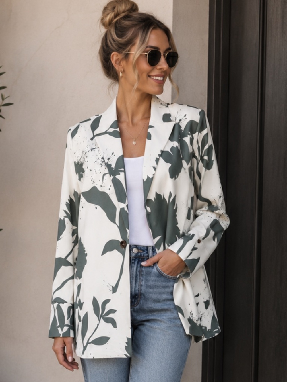Marla Wynne Artistic Floral Print Blazer Large Modern Jacket NWOT